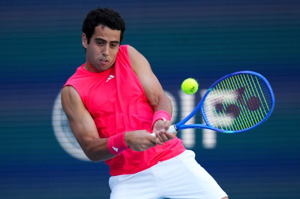 快船3换1交易曝光，2大悍将告别哈登，15+6冠军前锋空降洛城.